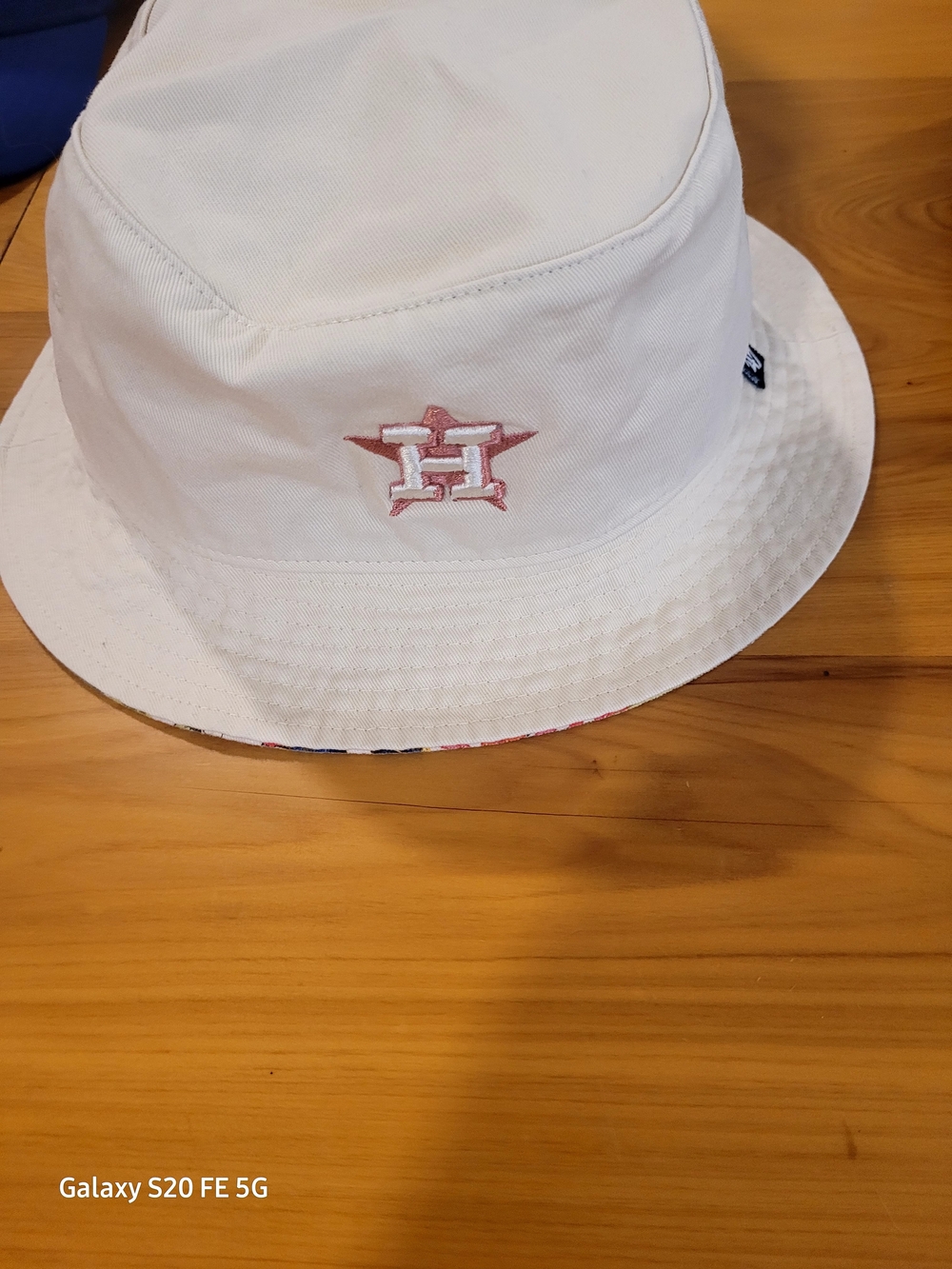 Houston Astros Tan Bucket Hat with Pink Embroidered Star Logo